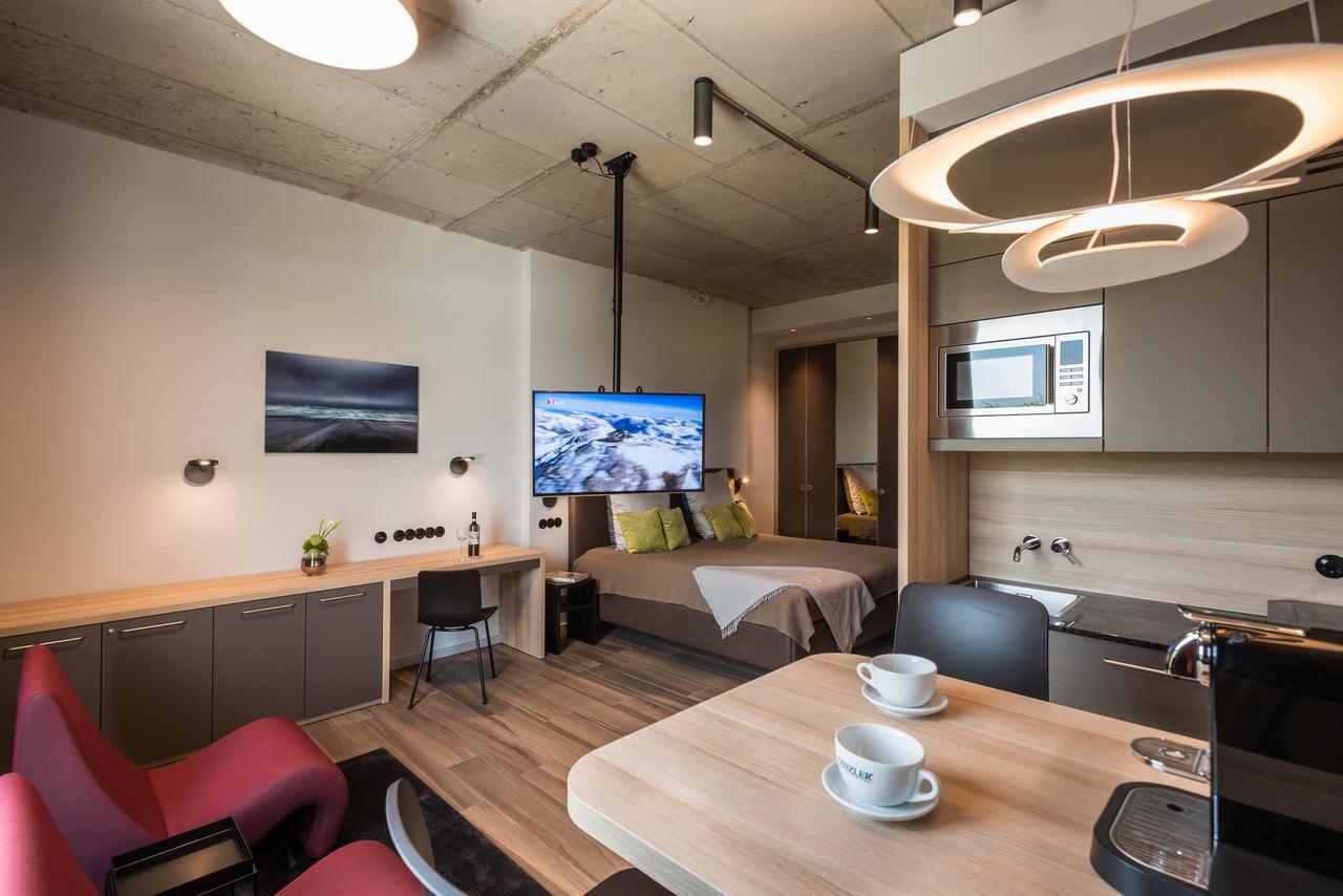 Golden Ball, Exclusive Serviced Apartments Munich Aschheim Esterno foto