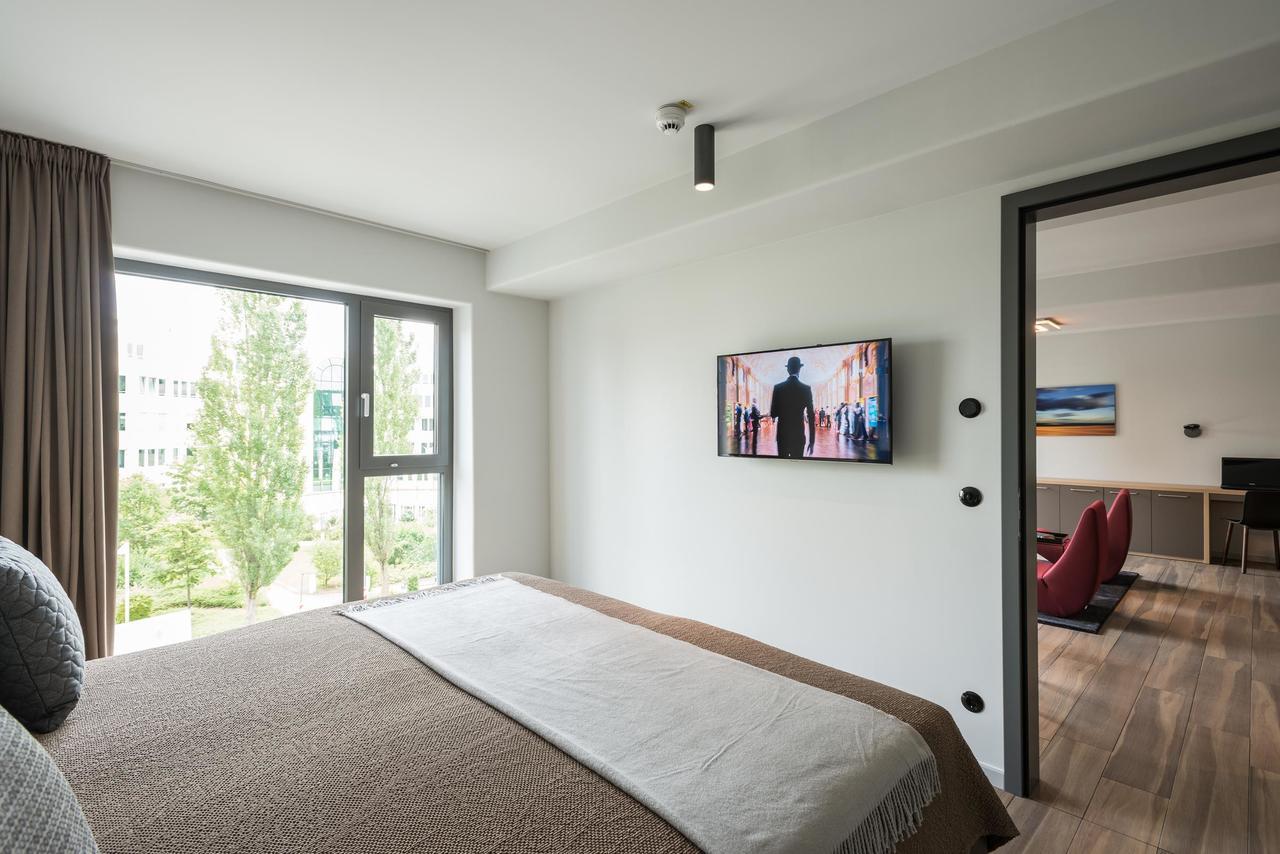 Golden Ball, Exclusive Serviced Apartments Munich Aschheim Esterno foto